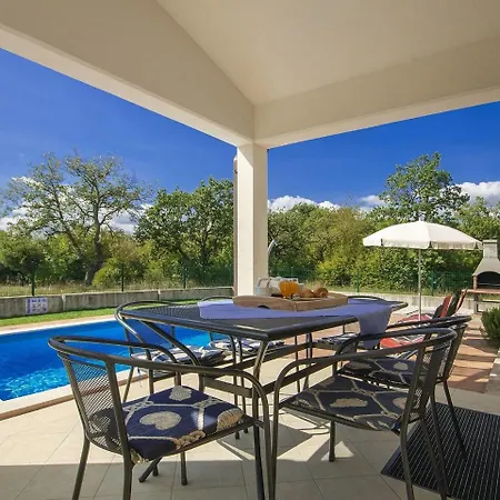 Spacious Holiday Home With Swimming Pool In Labin