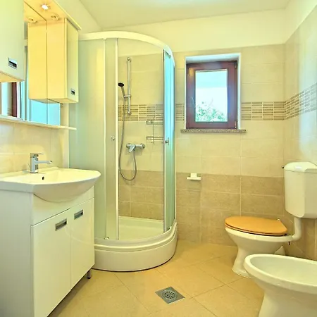 Prázdninový dům Spacious Holiday Home With Swimming Pool In Labin Labin (Istria)
